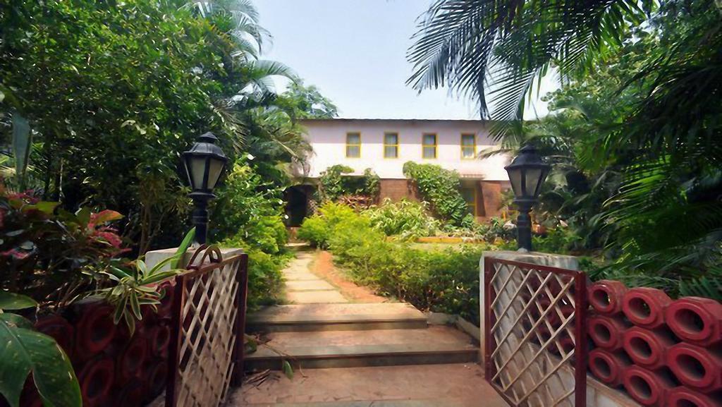 Little Italy Hotel Calangute Luaran gambar